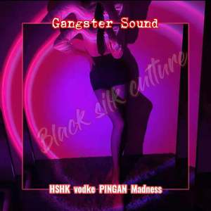 一边摸下面一边吃奶快点好难受
